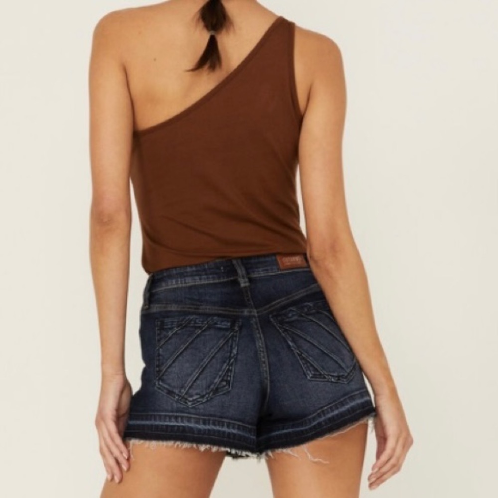 Shyanne 33 (15/16 US) Release Hem Denim Shorts Womens Mid Rise Jeans Shorts